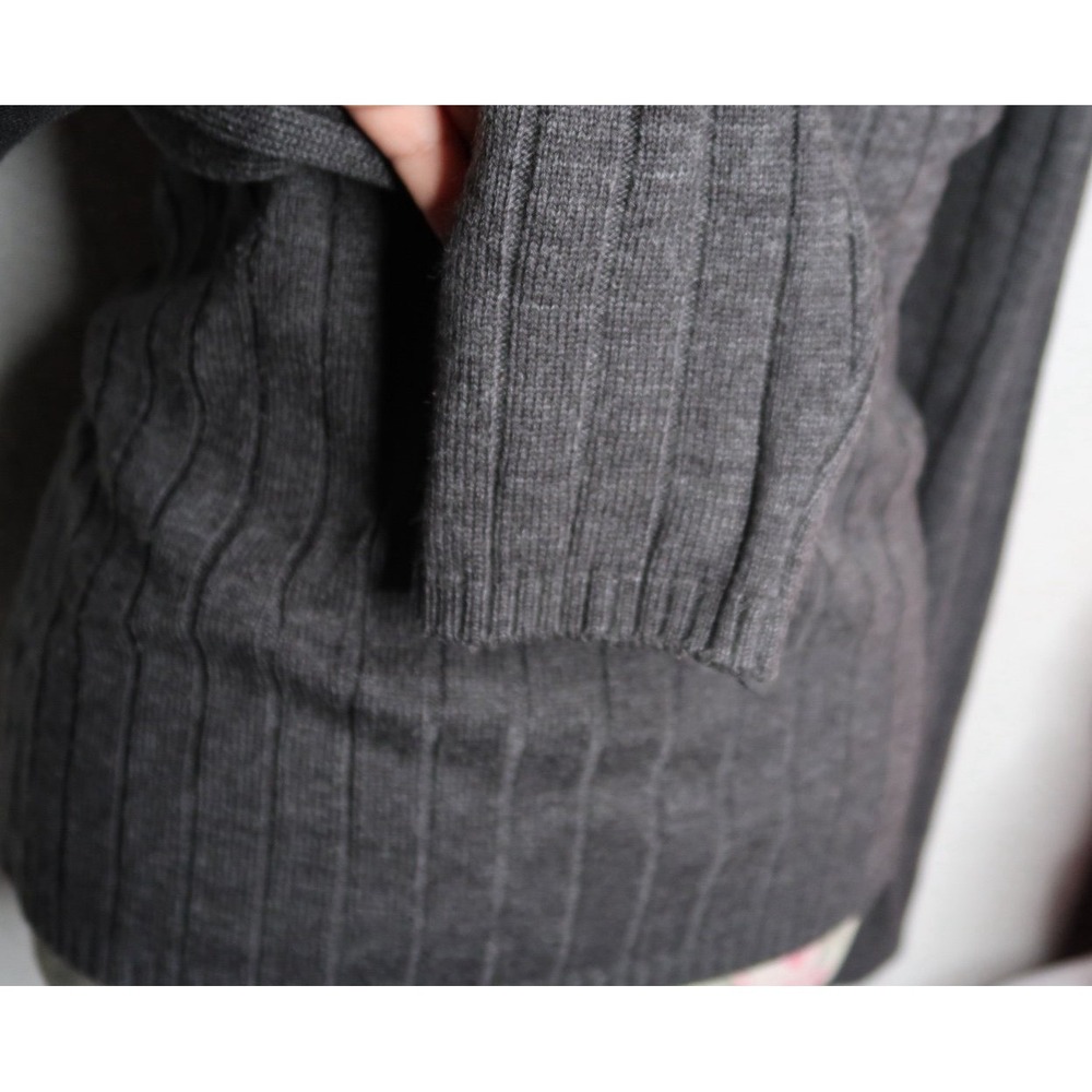 Nike Vintage Gray Knit Sweater Women's M / White Swoosh Logo Crewneck Pullover - Picture 4 of 10